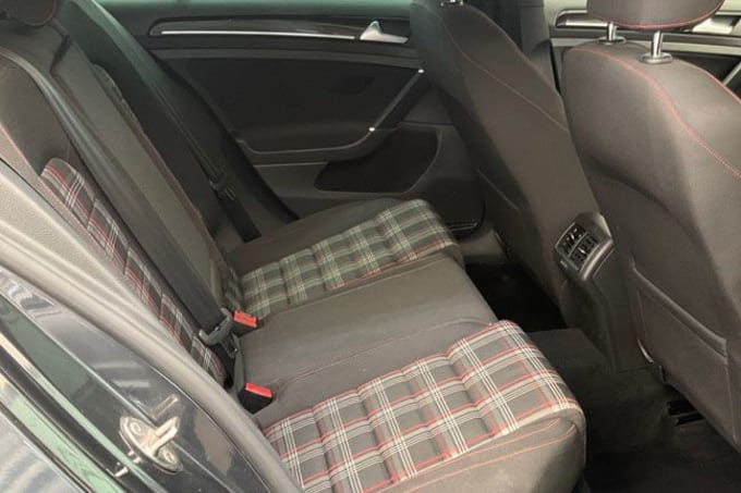2025 Volkswagen Golf