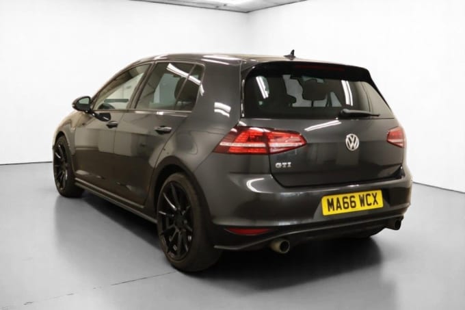 2025 Volkswagen Golf