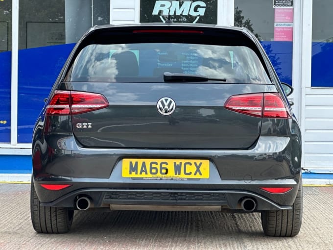 2025 Volkswagen Golf