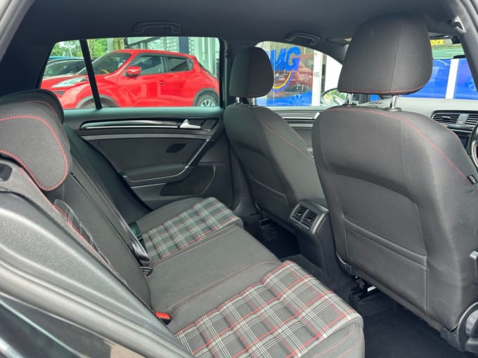2025 Volkswagen Golf