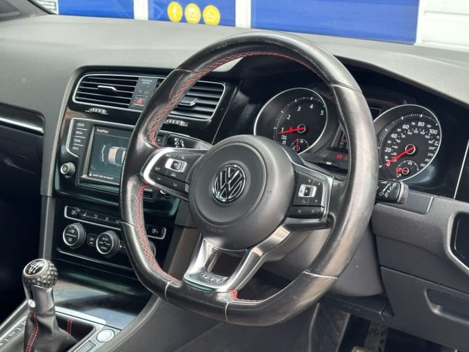 2025 Volkswagen Golf