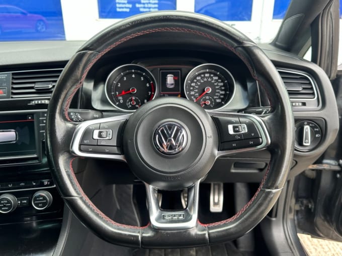 2025 Volkswagen Golf