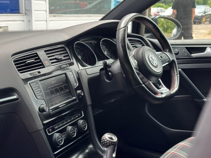2025 Volkswagen Golf