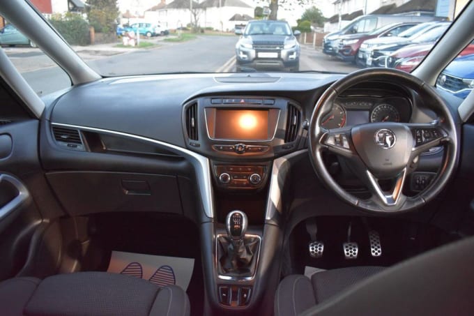 2025 Vauxhall Zafira Tourer