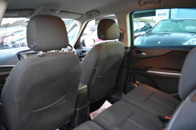 2025 Vauxhall Zafira Tourer