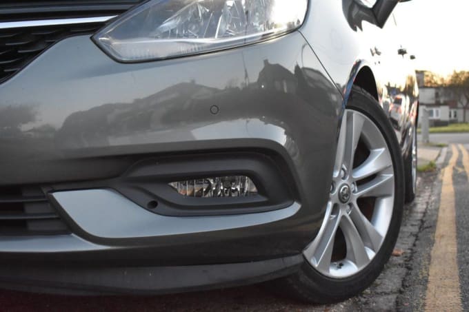 2025 Vauxhall Zafira Tourer