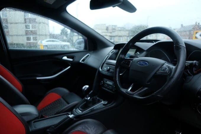 2016 Ford Focus