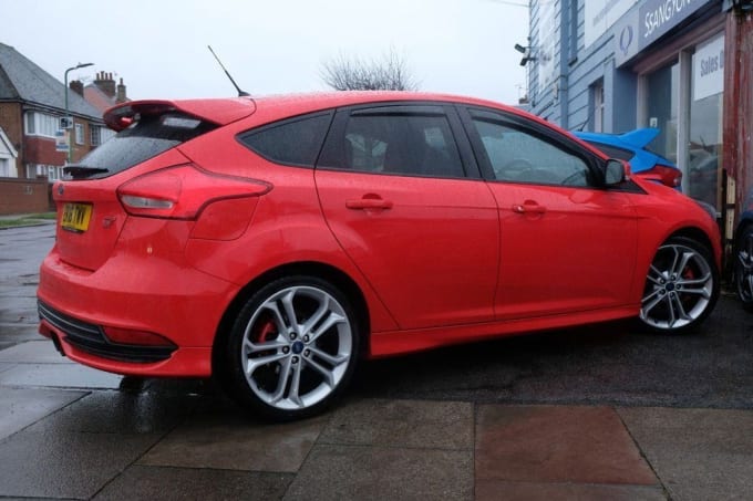 2016 Ford Focus