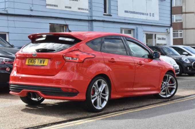 2016 Ford Focus