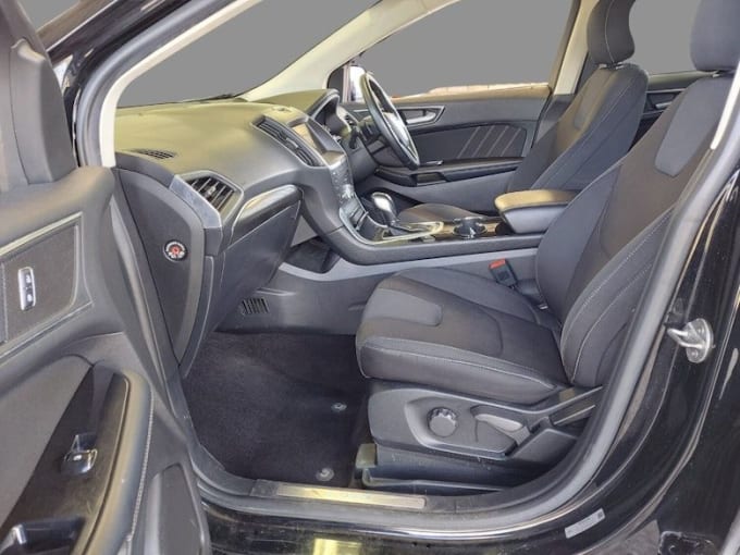 2025 Ford Edge