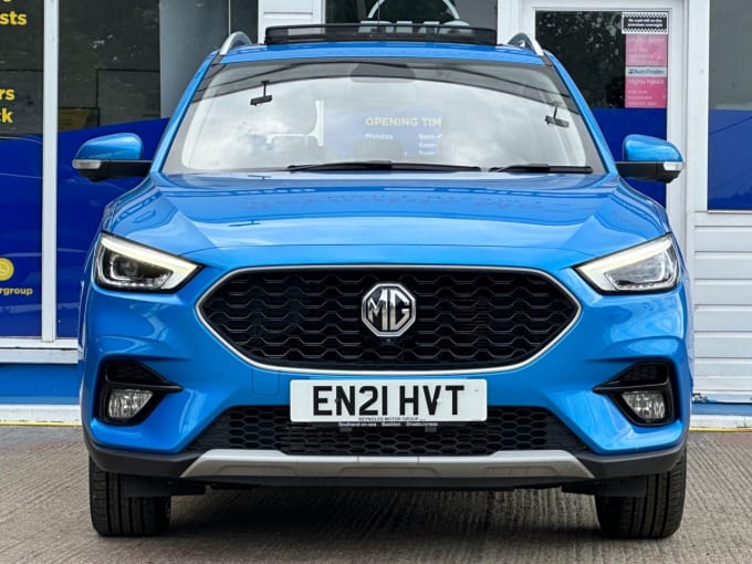 2025 Mg Mg Zs