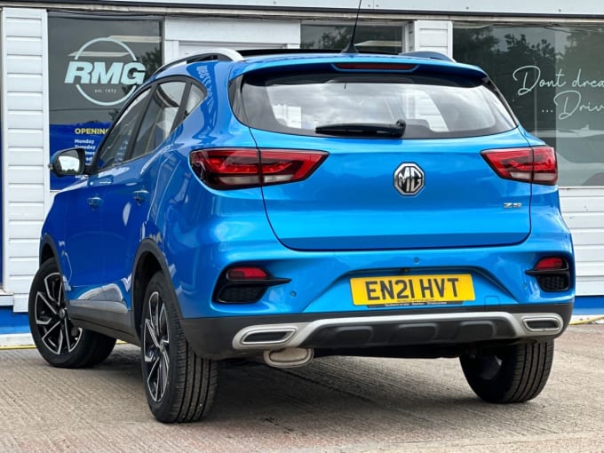 2025 Mg Mg Zs