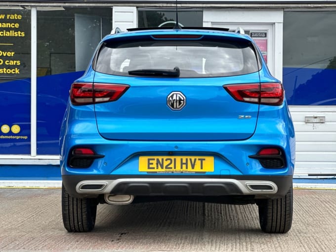 2025 Mg Mg Zs