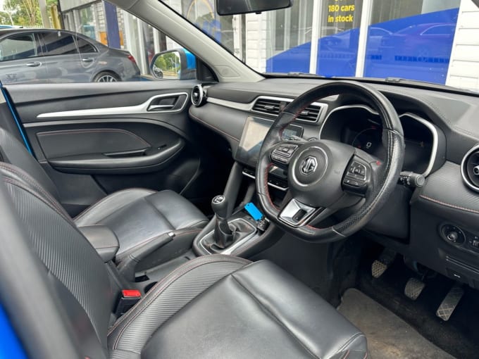 2025 Mg Mg Zs