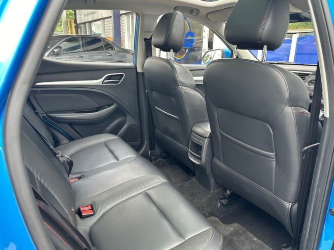 2025 Mg Mg Zs