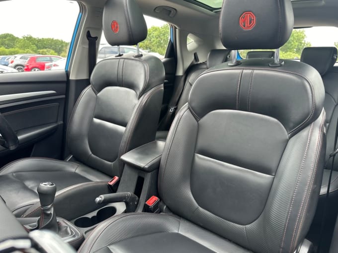2025 Mg Mg Zs