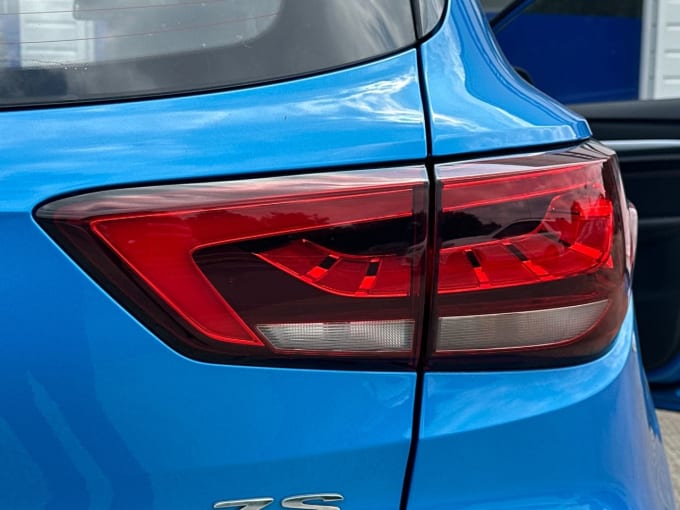 2025 Mg Mg Zs