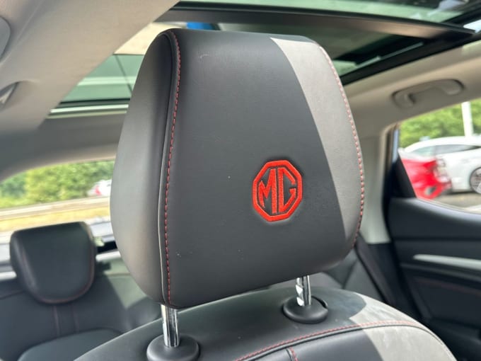 2025 Mg Mg Zs