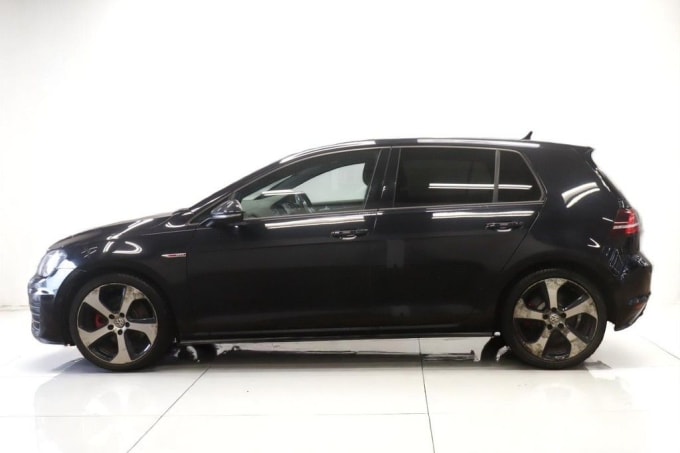2025 Volkswagen Golf