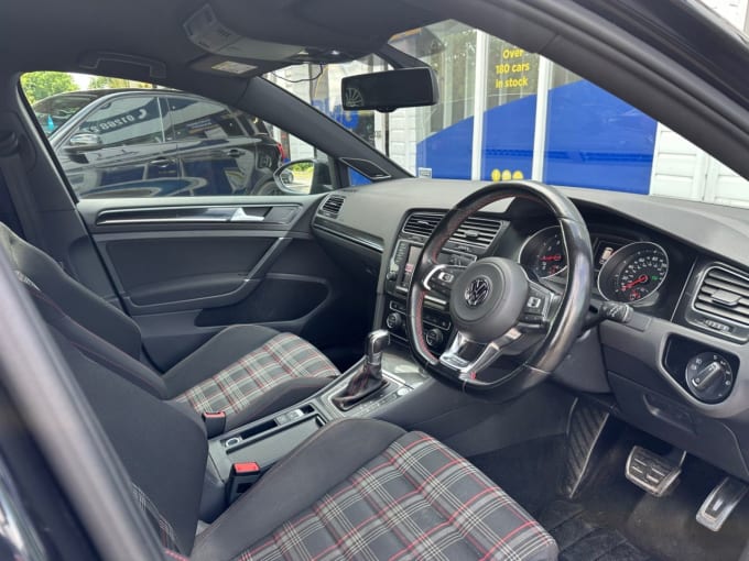 2025 Volkswagen Golf