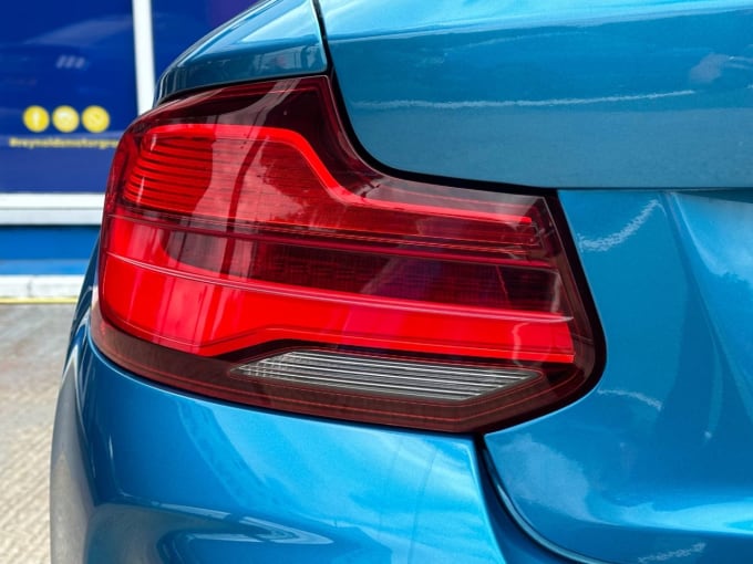 2025 BMW M2