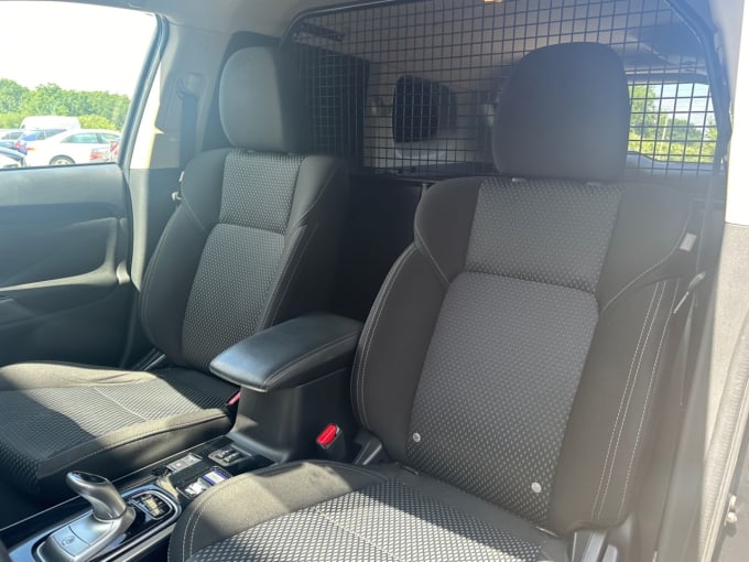2025 Mitsubishi Outlander