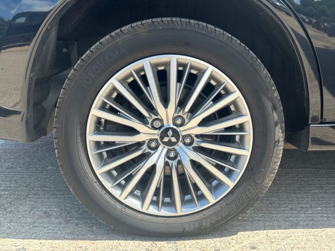 2025 Mitsubishi Outlander