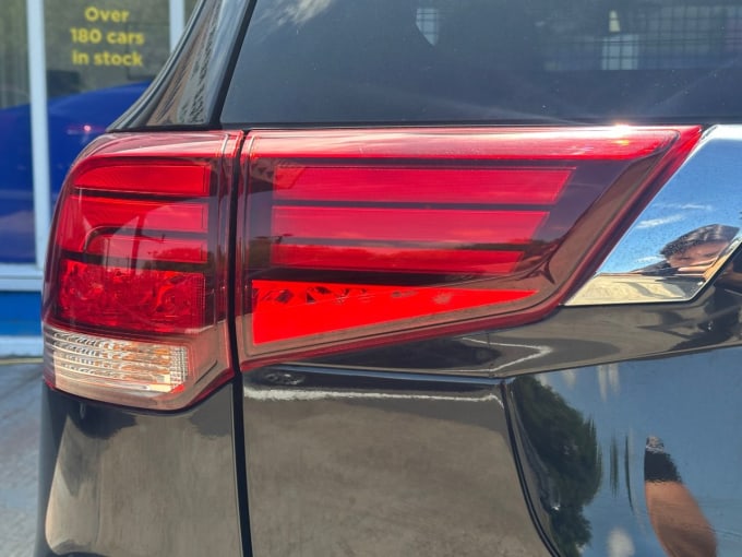 2025 Mitsubishi Outlander