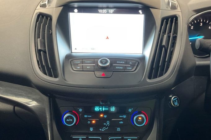 2025 Ford Kuga