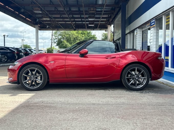 2025 Mazda Mx-5