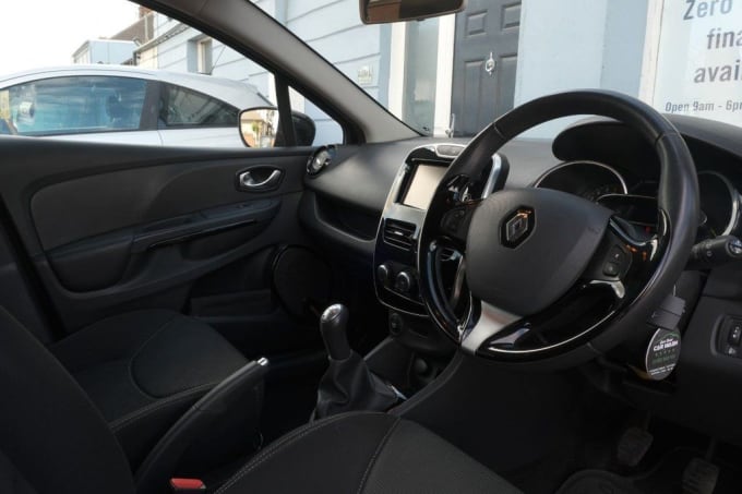 2025 Renault Clio
