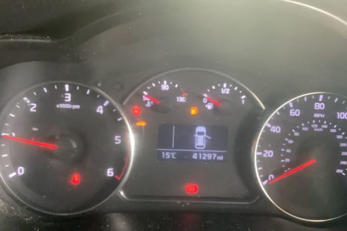 2025 Kia Carens