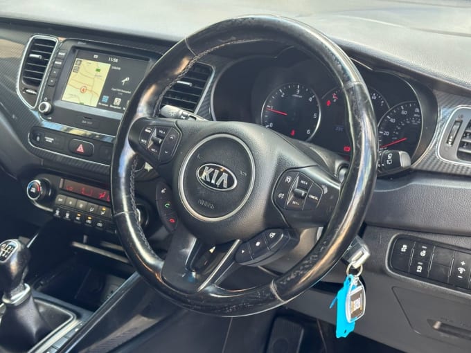 2025 Kia Carens