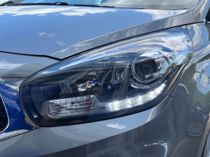 2025 Kia Carens