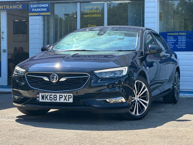 2025 Vauxhall Insignia