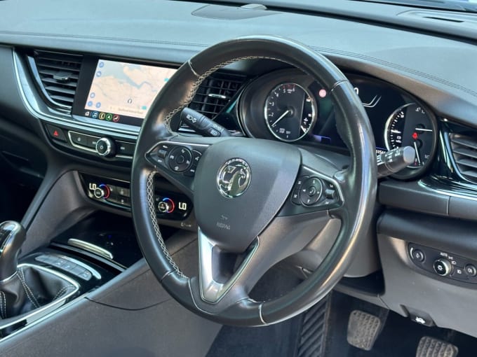 2025 Vauxhall Insignia