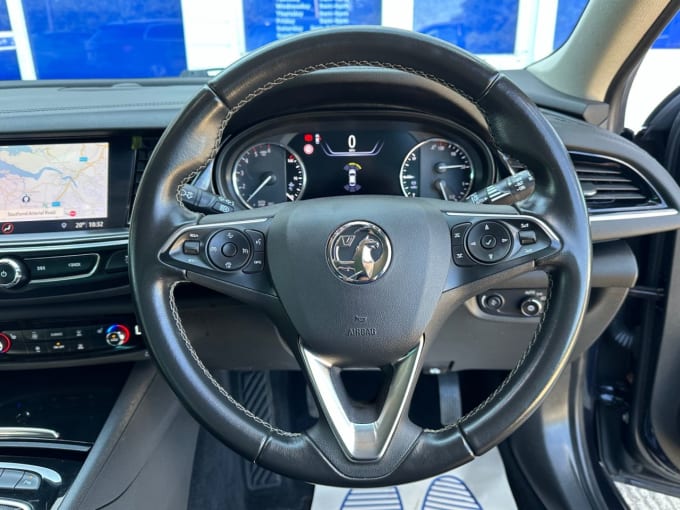 2025 Vauxhall Insignia