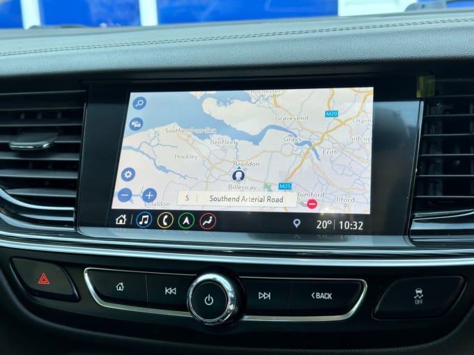 2025 Vauxhall Insignia