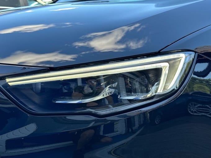 2025 Vauxhall Insignia