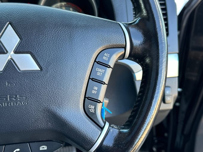 2025 Mitsubishi Shogun