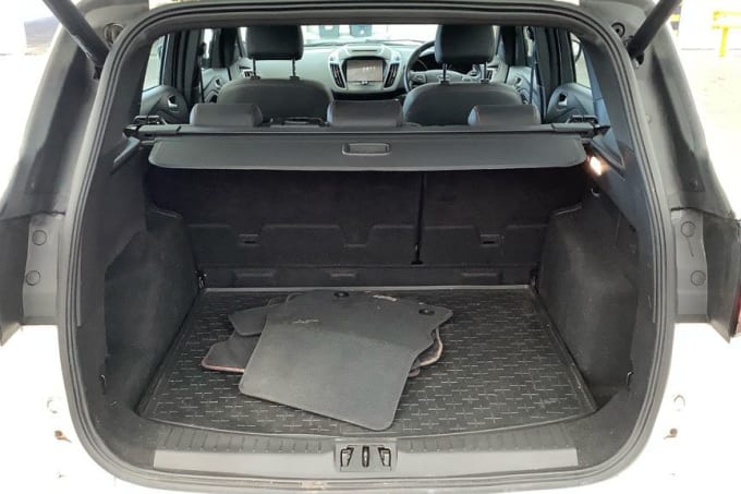 2025 Ford Kuga