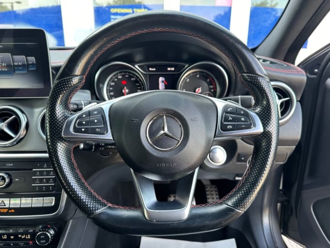 2025 Mercedes-benz 180
