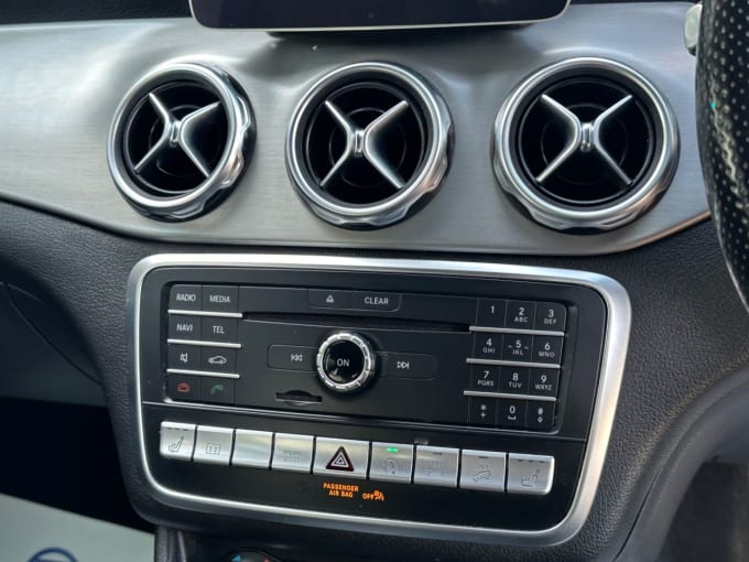 2025 Mercedes-benz 180