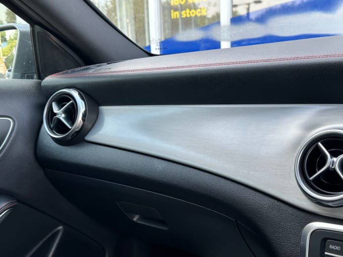 2025 Mercedes-benz 180