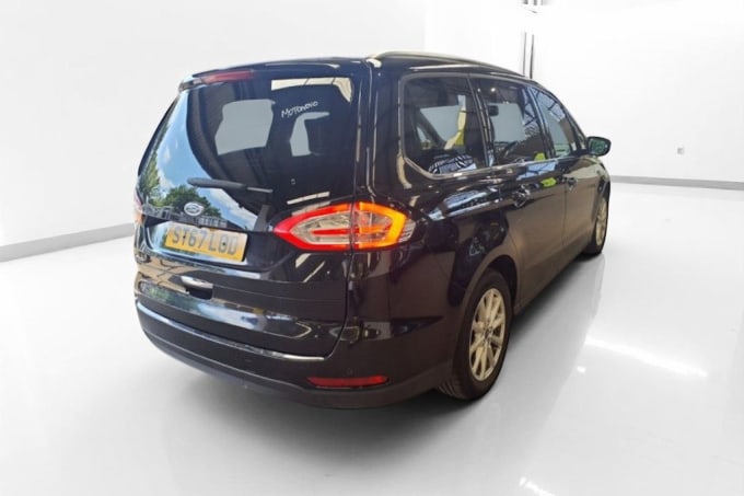 2025 Ford Galaxy