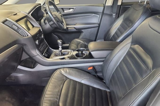 2025 Ford Galaxy