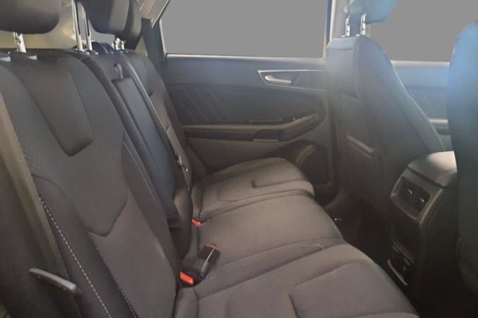 2025 Ford Edge