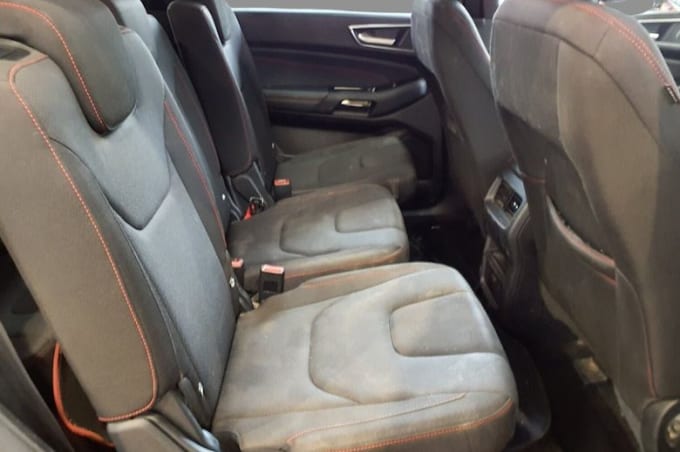 2025 Ford S-max
