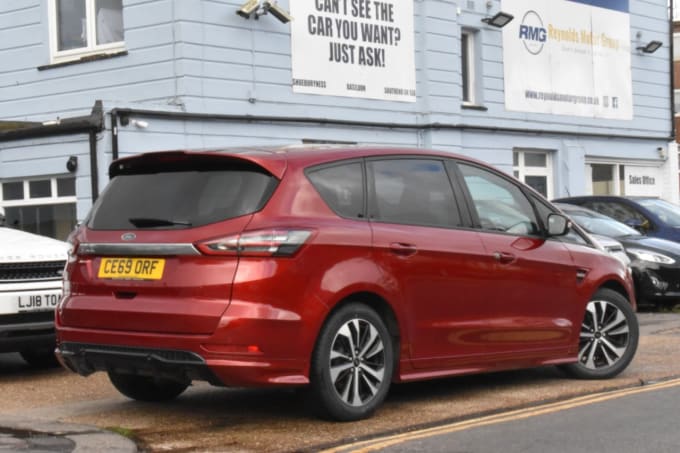 2025 Ford S-max