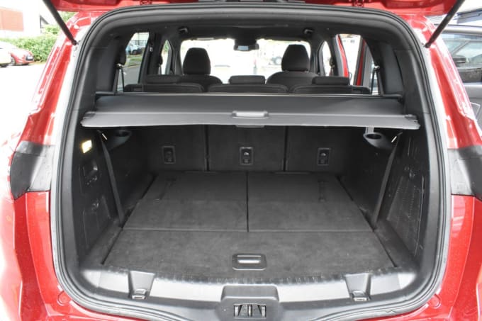 2025 Ford S-max